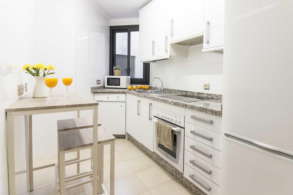 Malaga Center Flat Holidays Atarazanas Market Buitenkant foto
